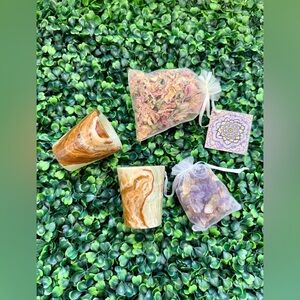 Green Onyx Shot Glass Set with Rose Buds, Amethyst & Citrine Chips
